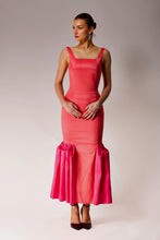 Load image into Gallery viewer, Pink and Orange Pleated dress.
Pleated Dress.
Midi dress.