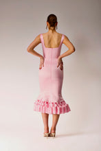 Load image into Gallery viewer, Pink Midi Dress.
Pink pleated dress.