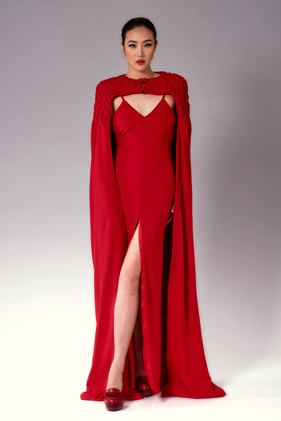 Hathor Smocked Cape Set